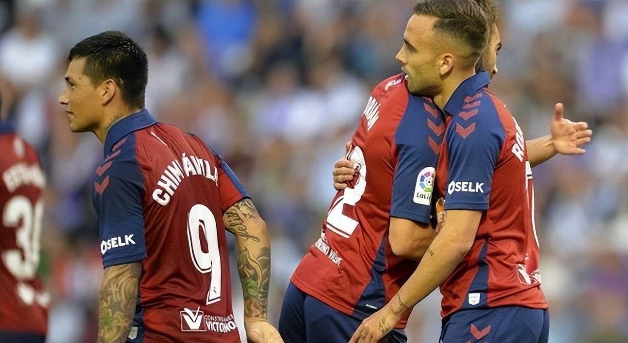 包含阿斯顿维拉迎西甲关键赛，今晚完成体检，引发热议，阵容厚度经受考验的词条