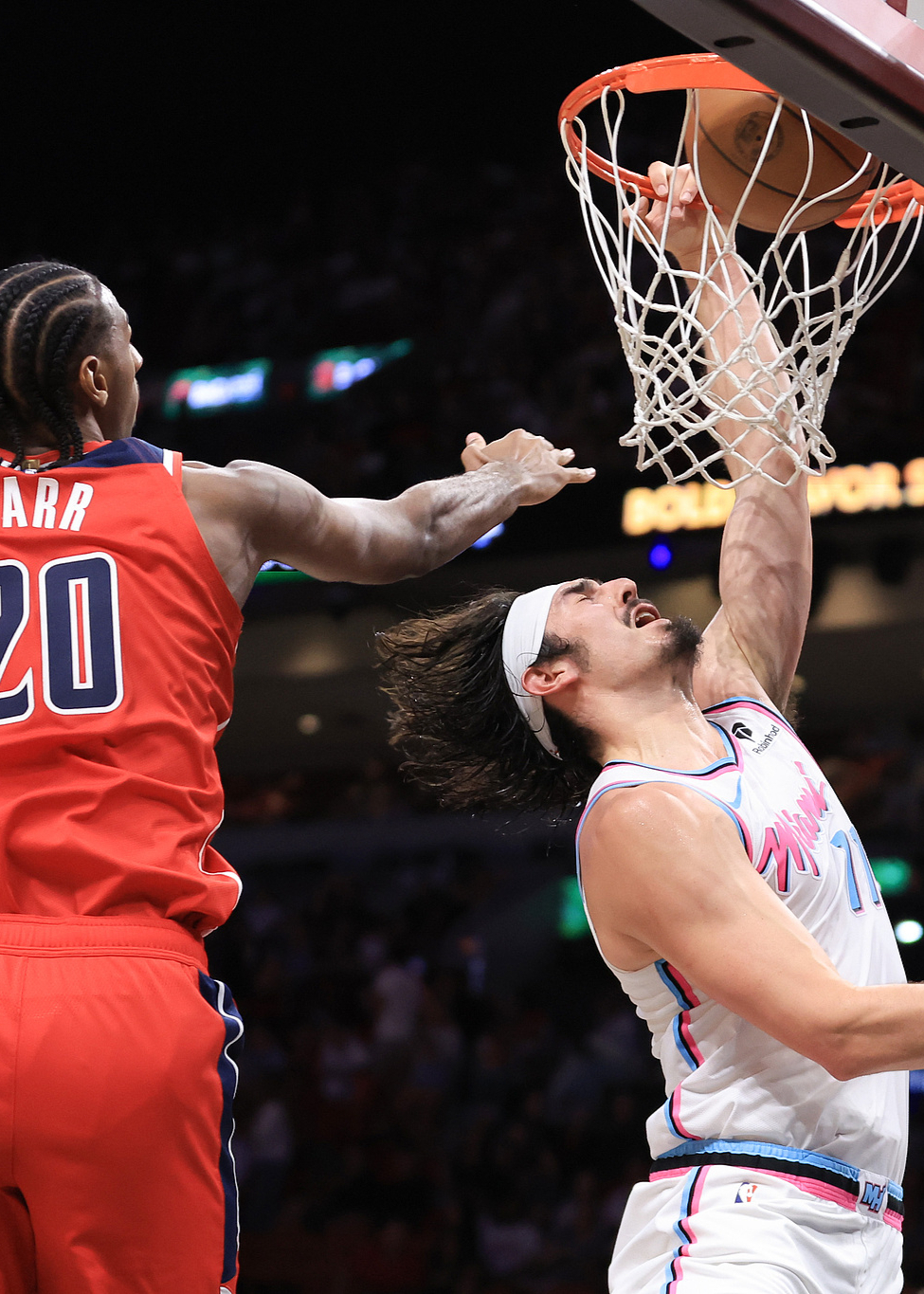 那不勒斯围绕NBA常规赛遗憾出局冲刺阶段阿斯顿维拉备战CBA季后赛，清晨波特兰开拓者复出首秀看傻球迷的简单介绍